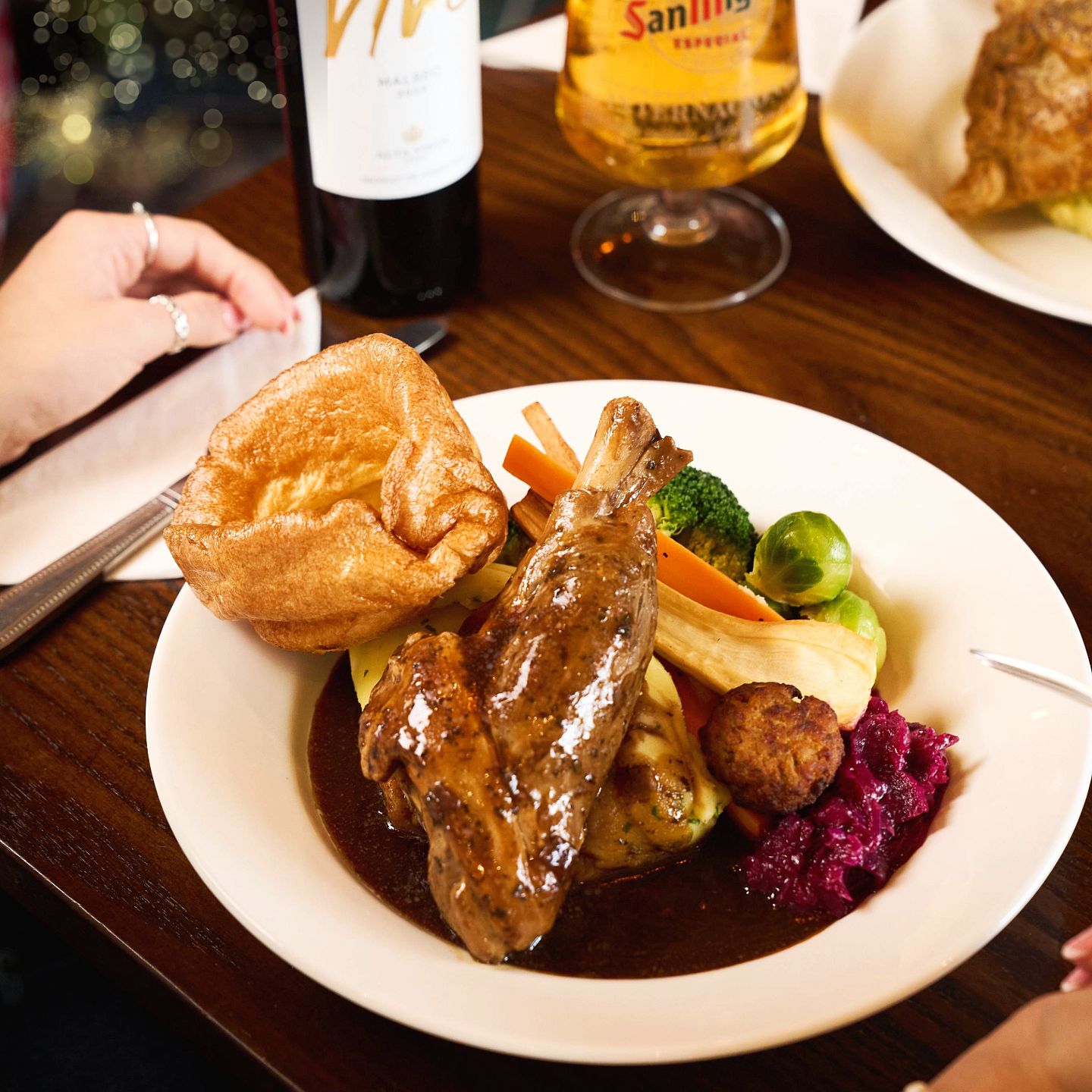 Christmas Day 2025 Lunch, Dinner & Dining at The Moreton Arms in Wolverhampton