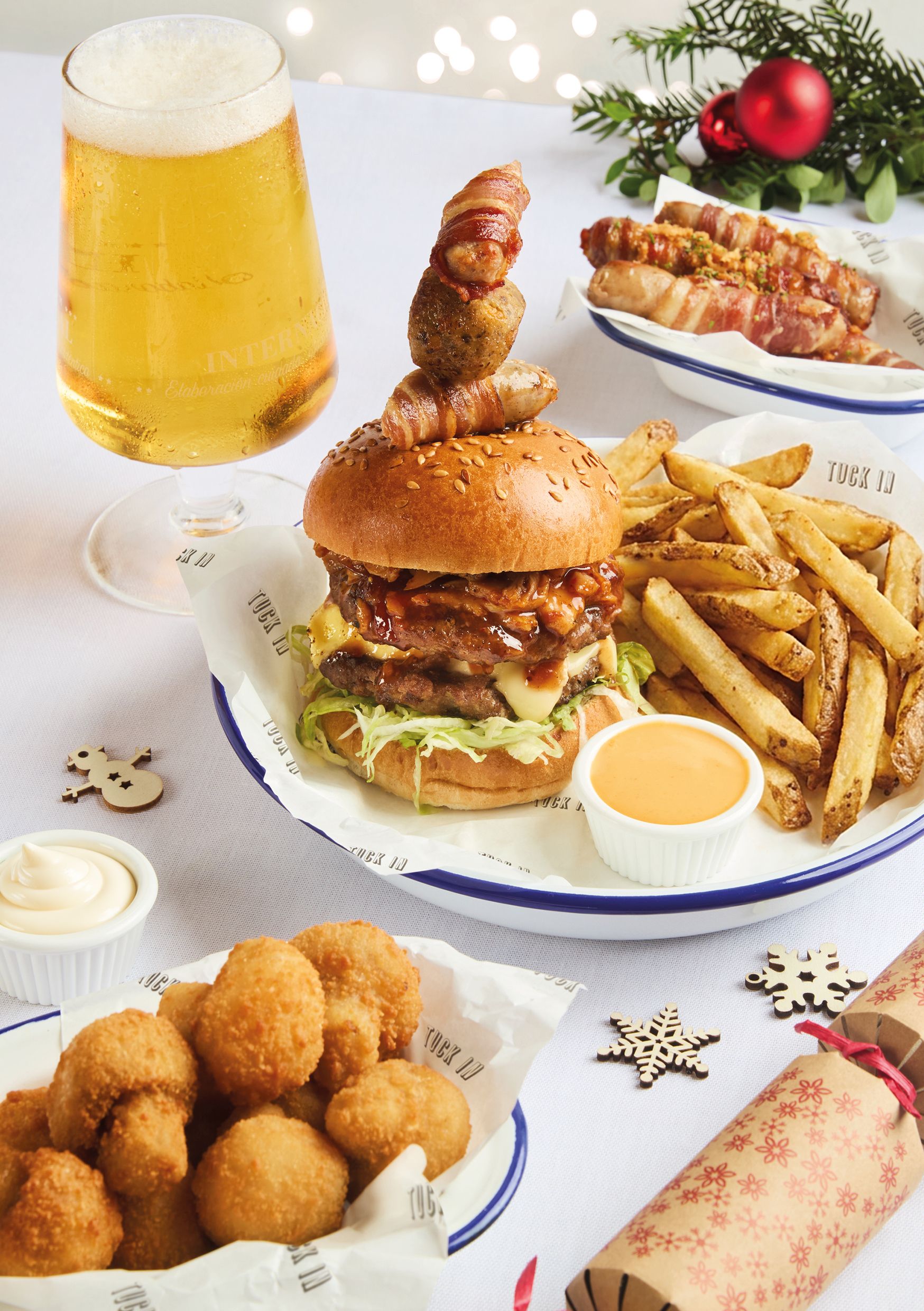 Festive Lunch & Dinner at The Moreton Arms in Wolverhampton